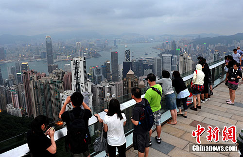 探索香港资讯，2025香港正版资料大全视频与实施的精简释义